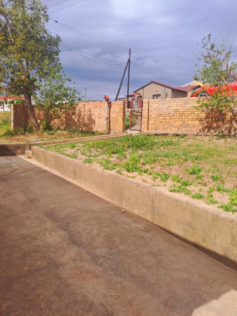 4 Bedroom Property for Sale in Mdantsane Nu 10 Eastern Cape